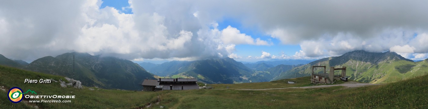 54 Nuvoloni vaganti sulle cime.jpg